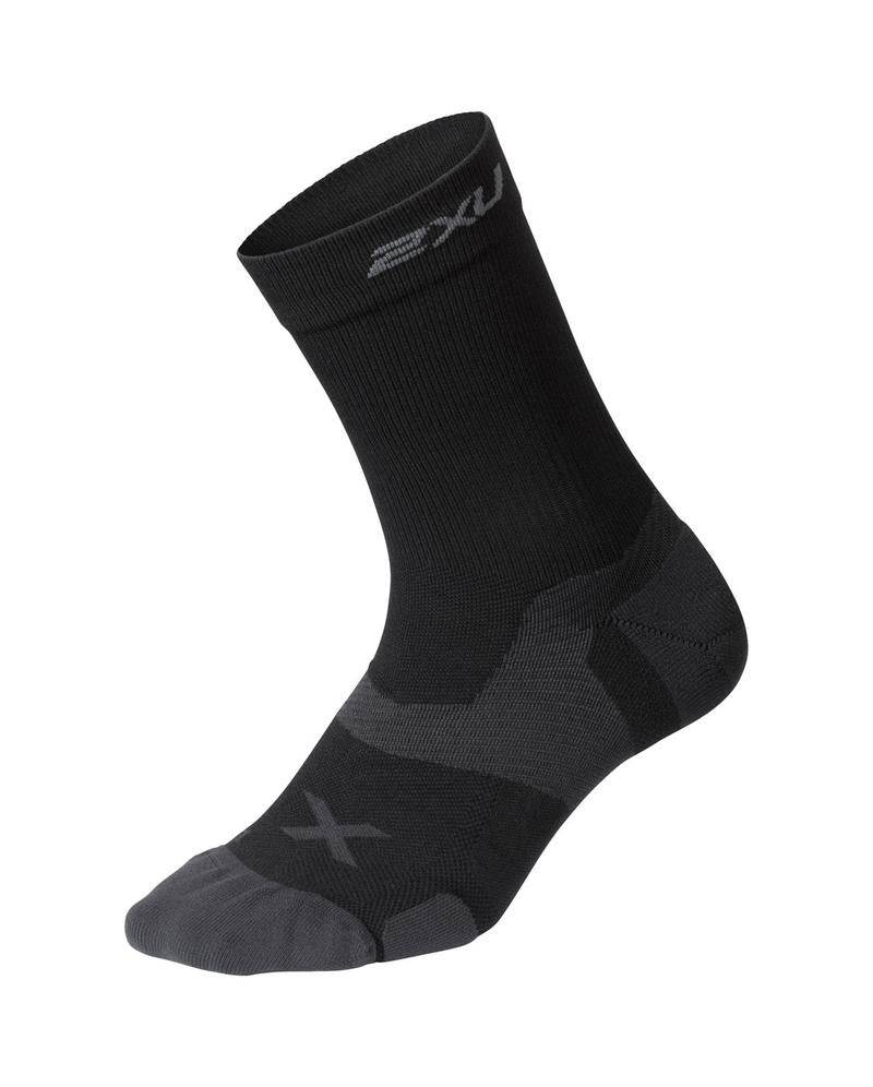 2XU Socks | Vectr Cushion Crew Sock - Cycling Boutique