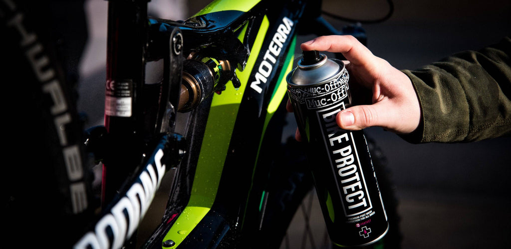 MUC-OFF SILICON SHINE SILICONE PROTECTIVE SPRAY - Bike Care and Maintenance